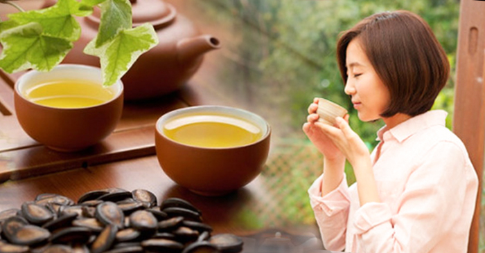 Có chút tâm sự thật khó giãi bày, lại vì trà thấm nhập mà tiêu tán muộn phiền. (Ảnh: ĐKN)